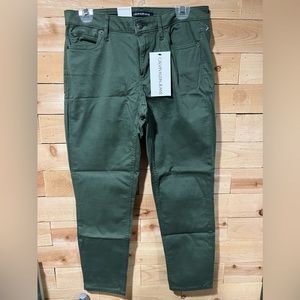NEW Green Calvin Klein Jeans